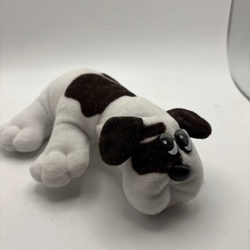 RARE Vintage Tonka Pound Puppy White with Brown Spots 8 inch‎